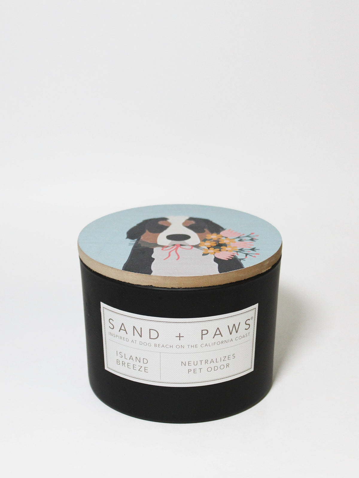 Sand + Paws Island Breeze 12 oz Cozy scented candle