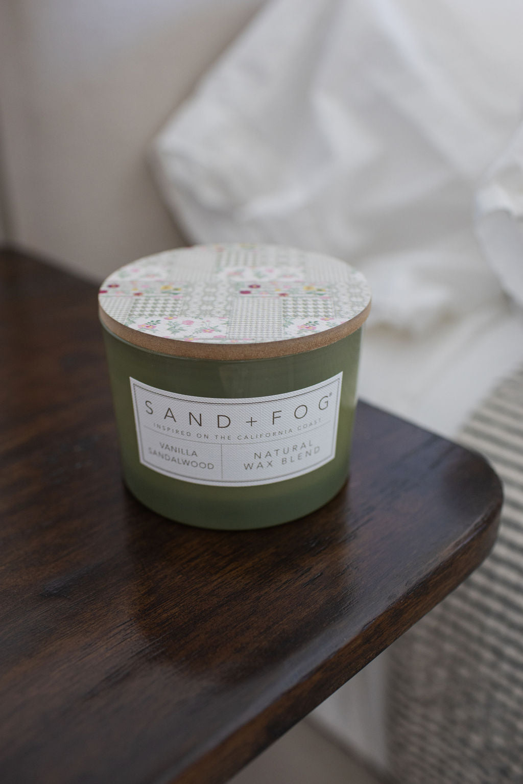 Vanilla Sandalwood 12 oz Cozy scented candle