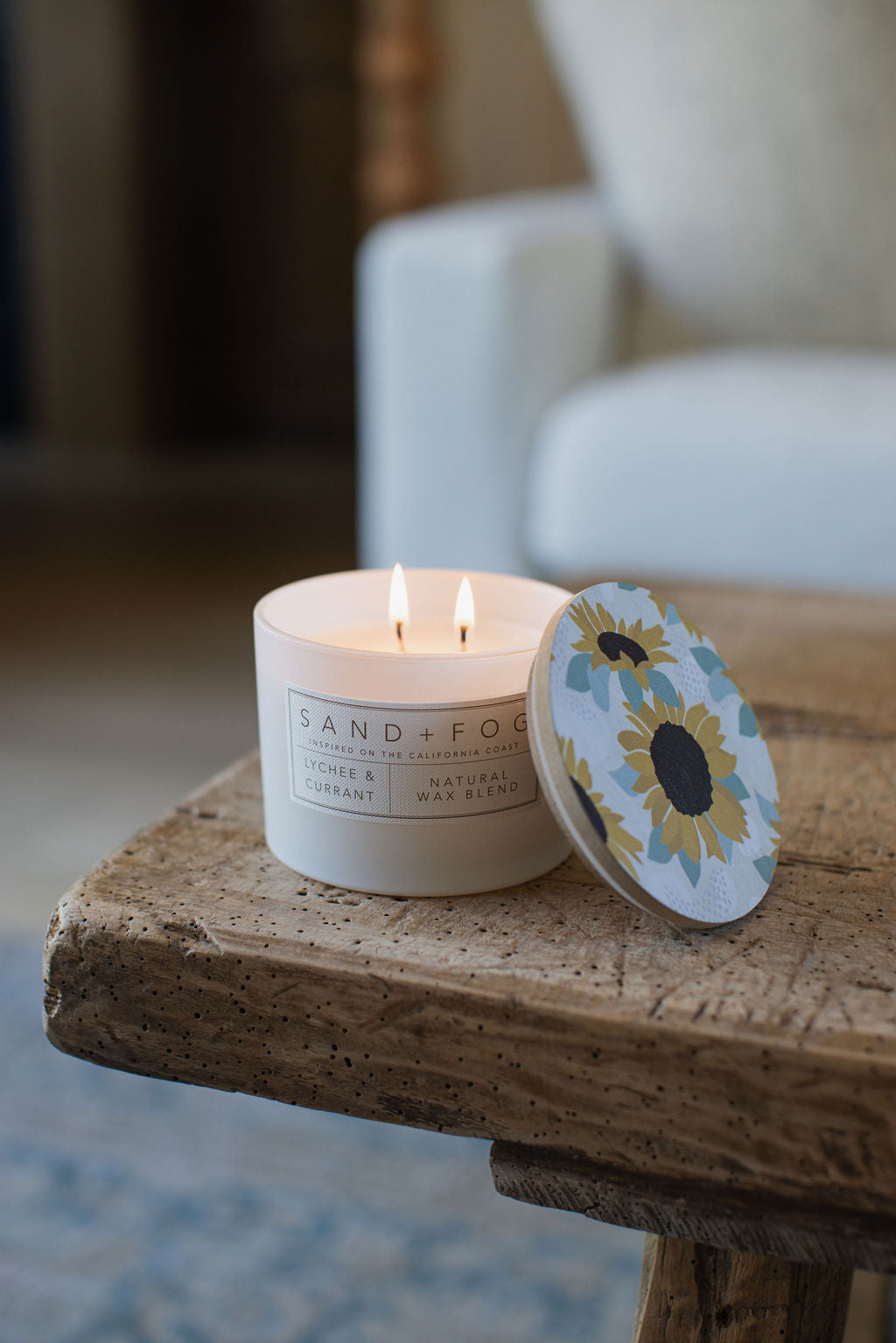 Lychee & Currant 12 oz Cozy scented candle