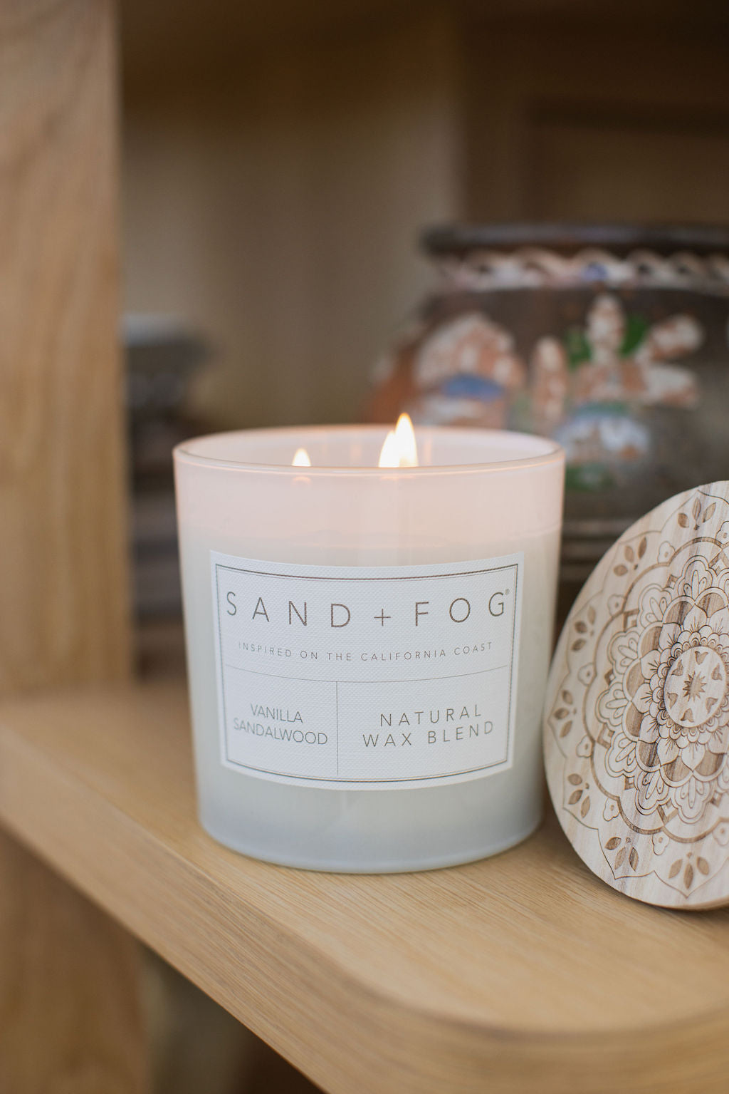Vanilla Sandalwood 21 oz Cozy scented candle