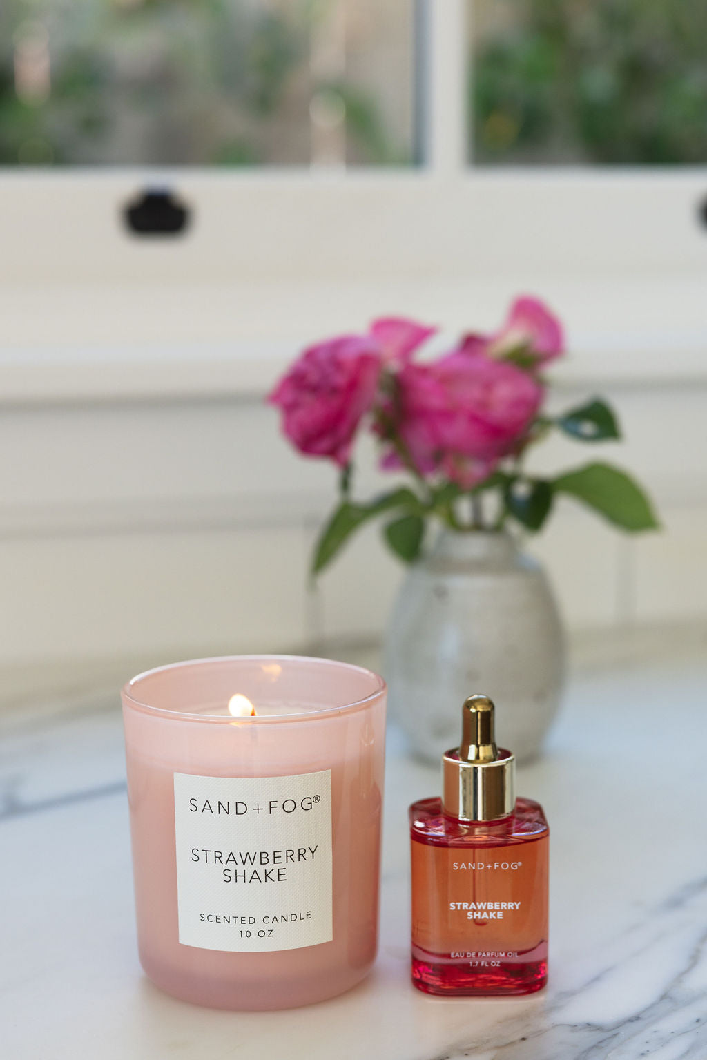 Strawberry Shake 10 oz Cozy scented candle