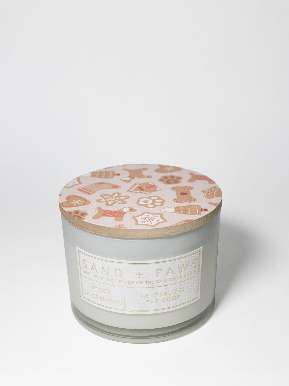 Sand + Paws Spiced Gingerbread 12 oz Cozy scented candle